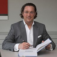 Porträtfoto Dr. med. Peter Schlotterbeck