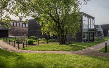 Artikel Krankenhausbedingungen: Außenansicht Oberberg Fachklinik Konraderhof