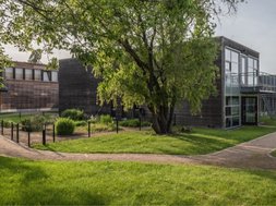 Artikel Krankenhausbedingungen: Außenansicht Oberberg Fachklinik Konraderhof