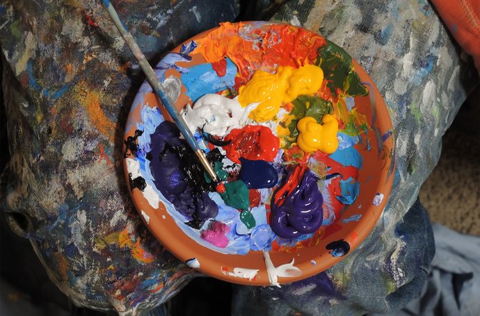 Artikel Asperger: Pinsel mit Farbpalette